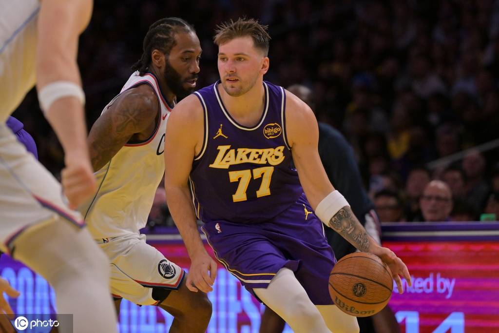 东契奇43+13+9老詹25分 哈登29+9湖人胜快船